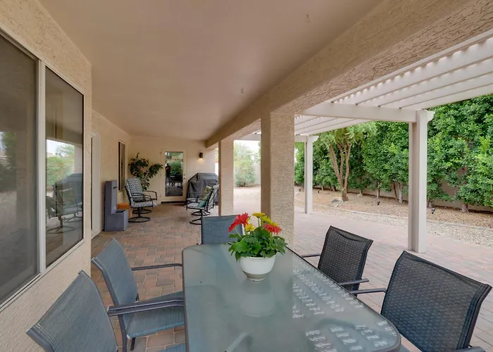 Golf, Swim, Play & Relax! Gated Holiday home *