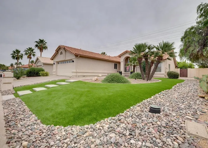 Golf, Swim, Play & Relax! Gated Holiday home Sun Lakes